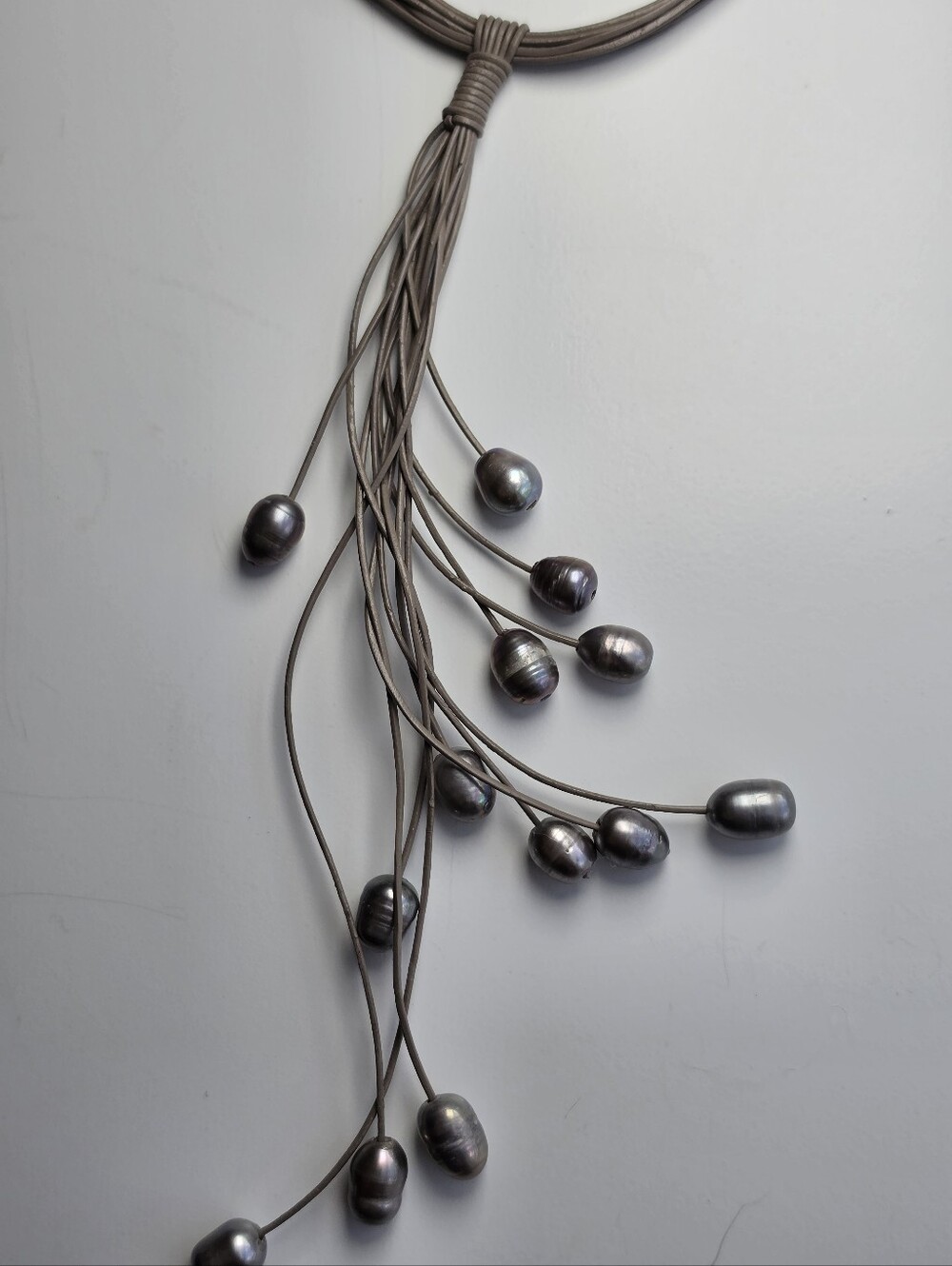 Multi-Strand Grey and Silver-Tone Lariat Necklace w Pearls w magnetic closure - Picture 5 of 9